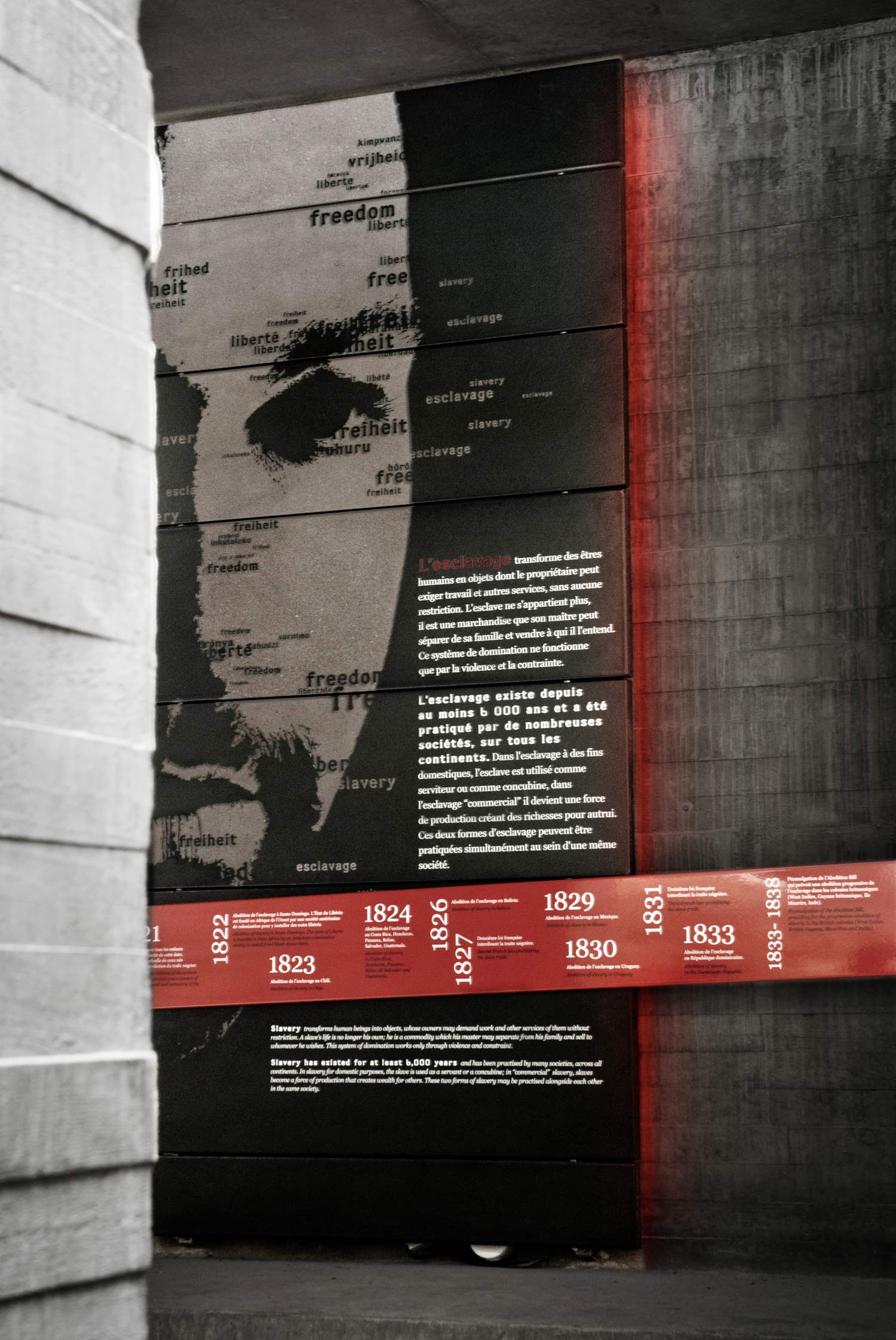 Memorial_lave_emaillee_sablee_serigraphie