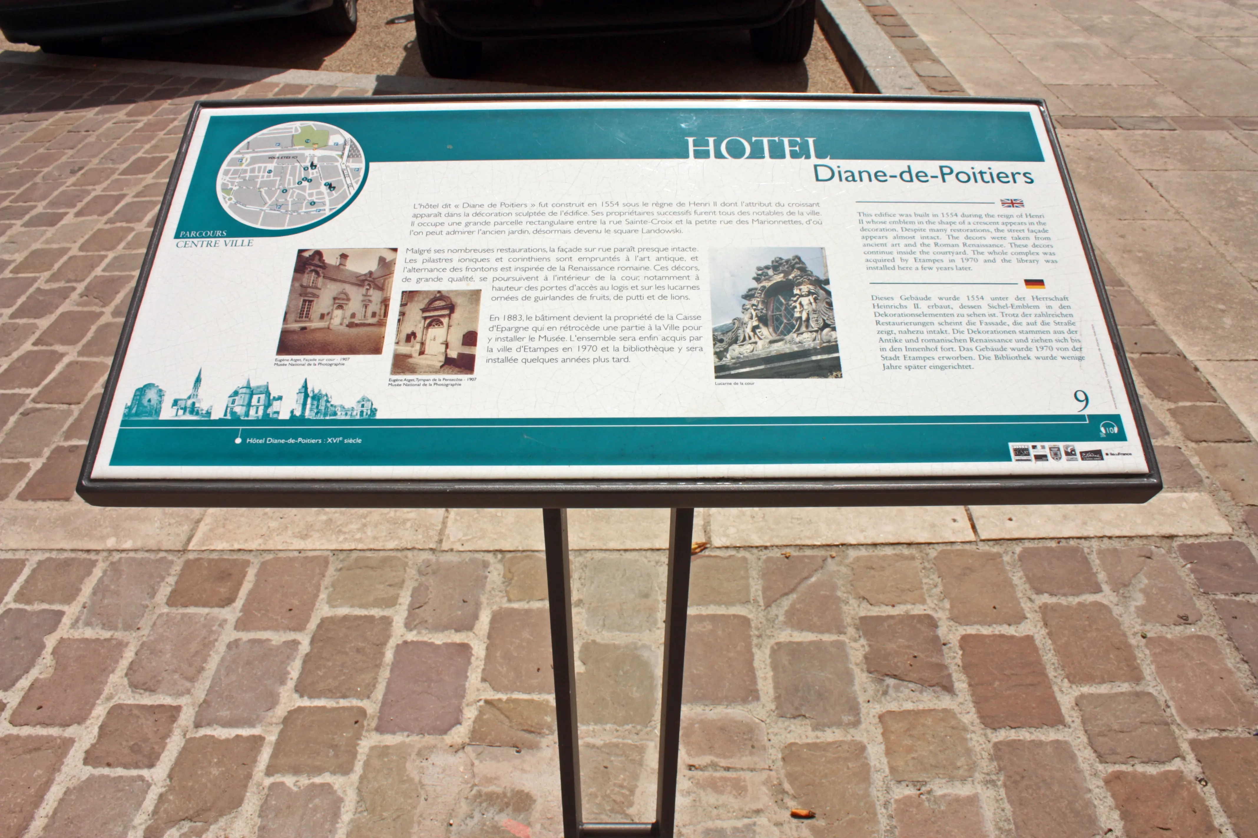 2 - Pupitre Artcorps en lave émaillée.webp