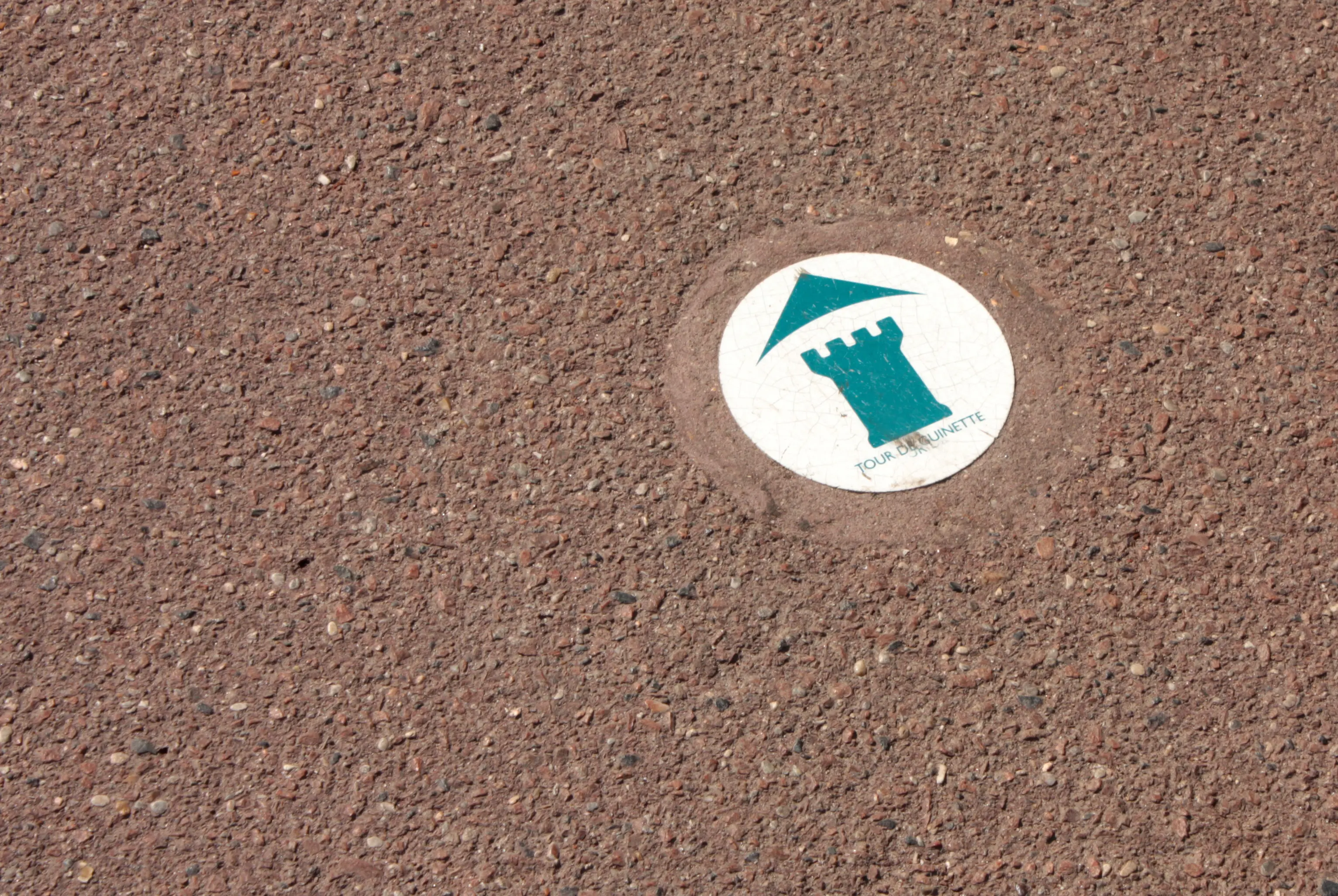 3 - Jalons au sol en lave émaillée.webp