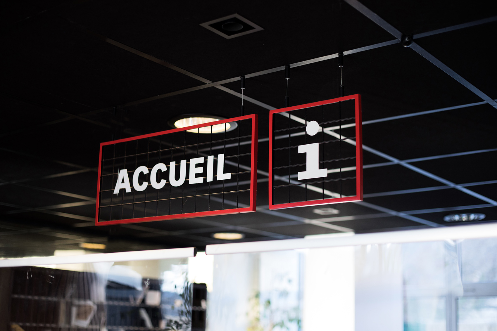 Cite-Internationale-arts-paris-panneaux