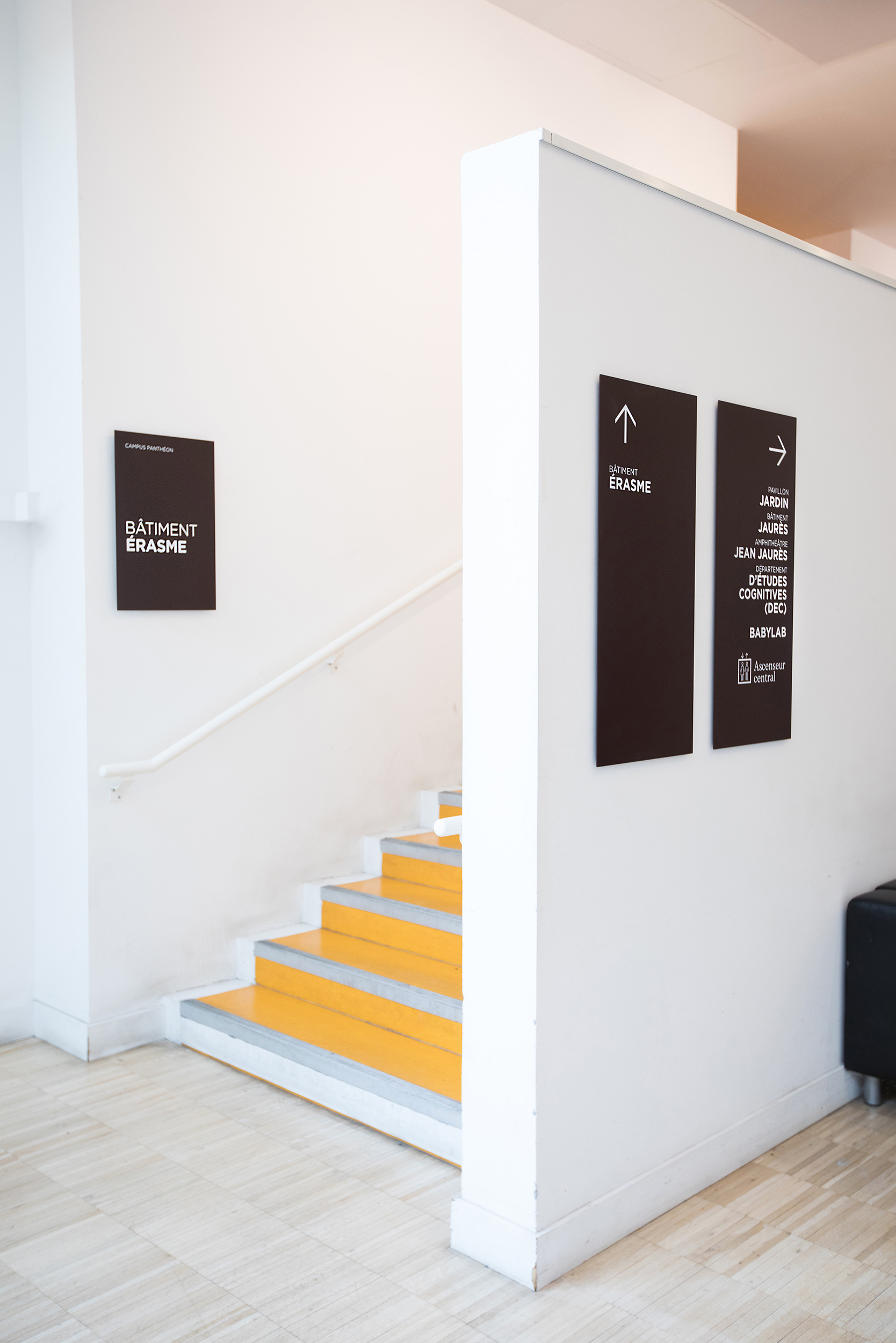ens-ulm-psl-signaletique-education-interieur