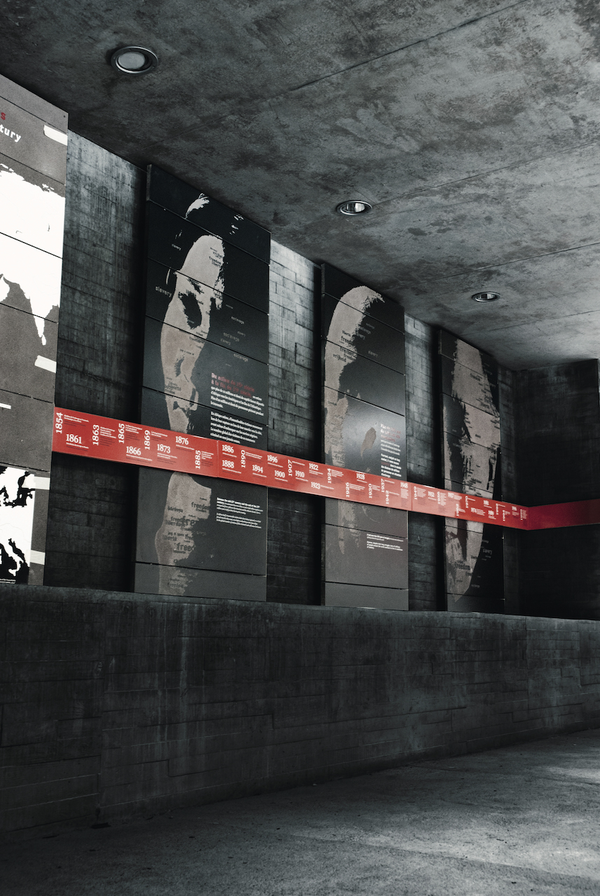 Mémorial Nantes1 copie.jpg