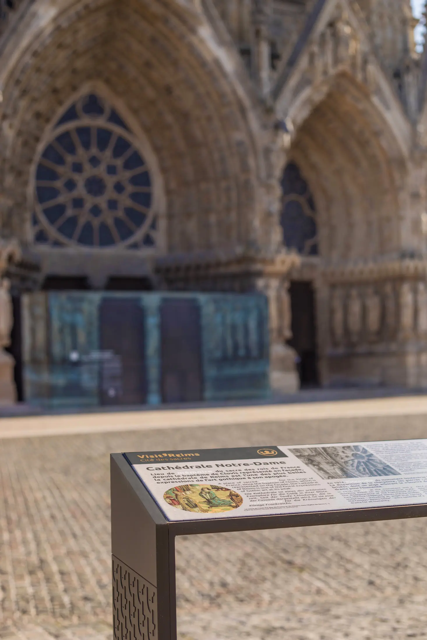 Pultschild Reims 3.webp