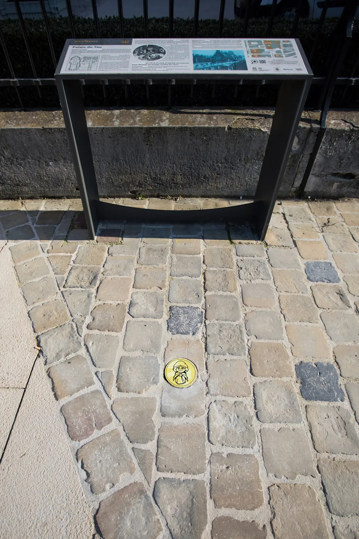 Pultschild Reims.webp