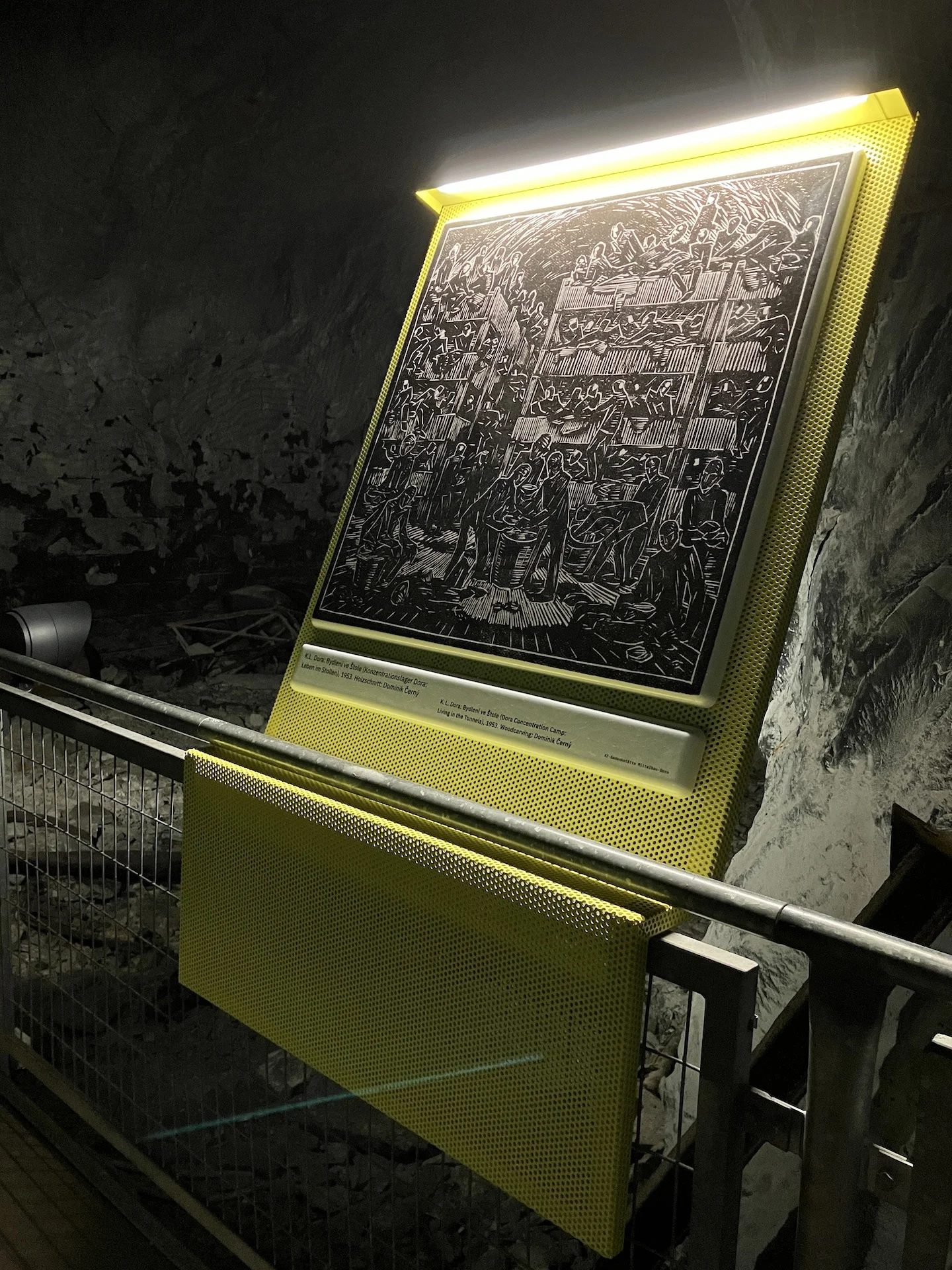 Schild Lavastein.webp