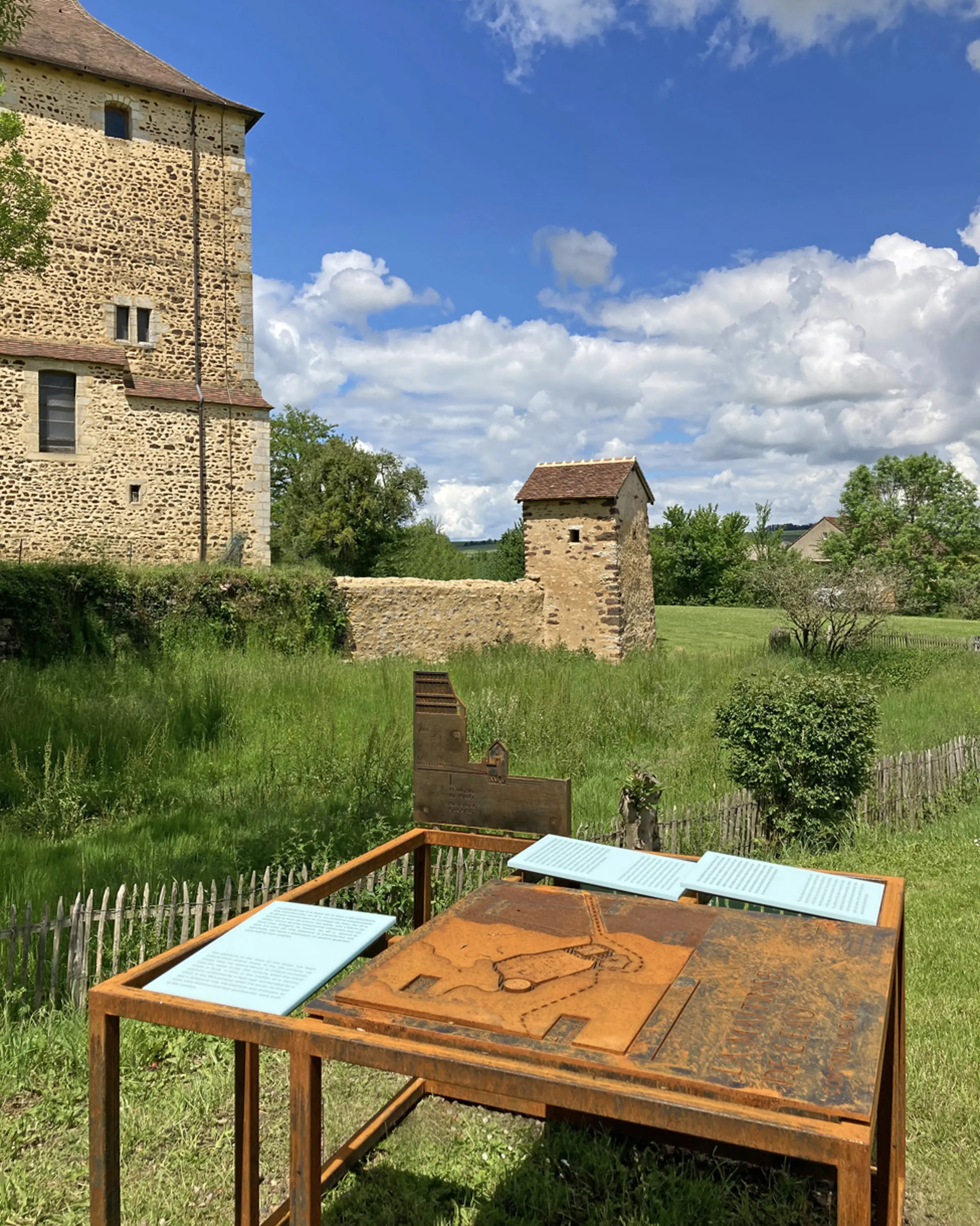 Signalétique patrimoine - Acier Corten 5.webp