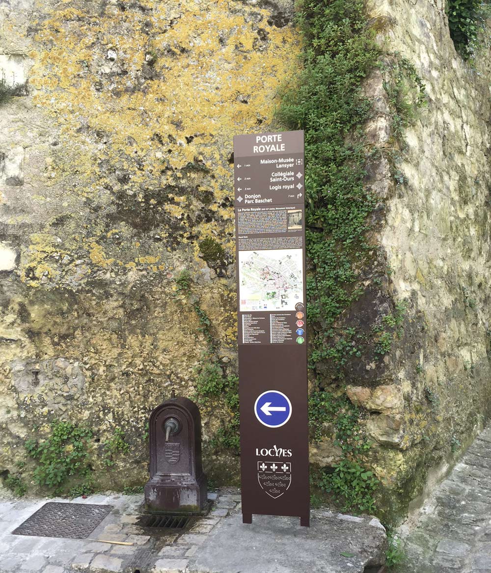Signaletique_patrimoine_directionelle_signalisation.JPG