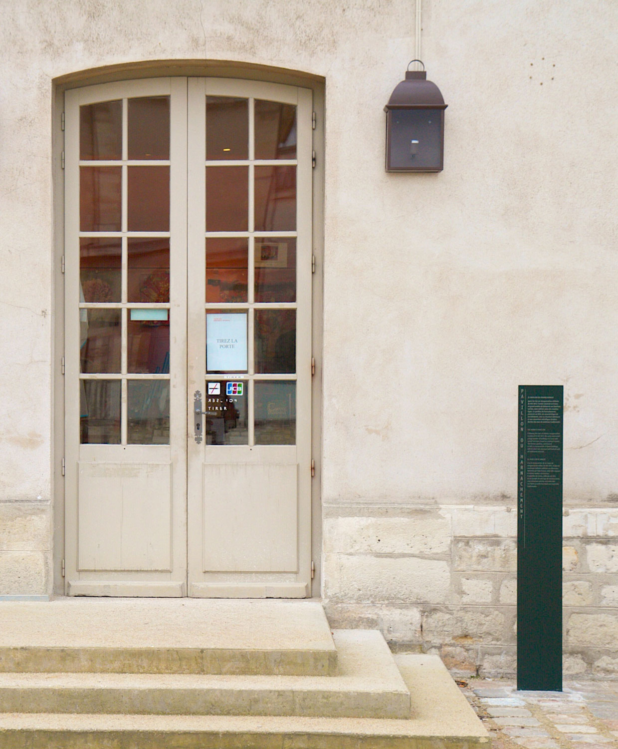 signaletique_patrimoniale_touristique_totems_musee_inox.3