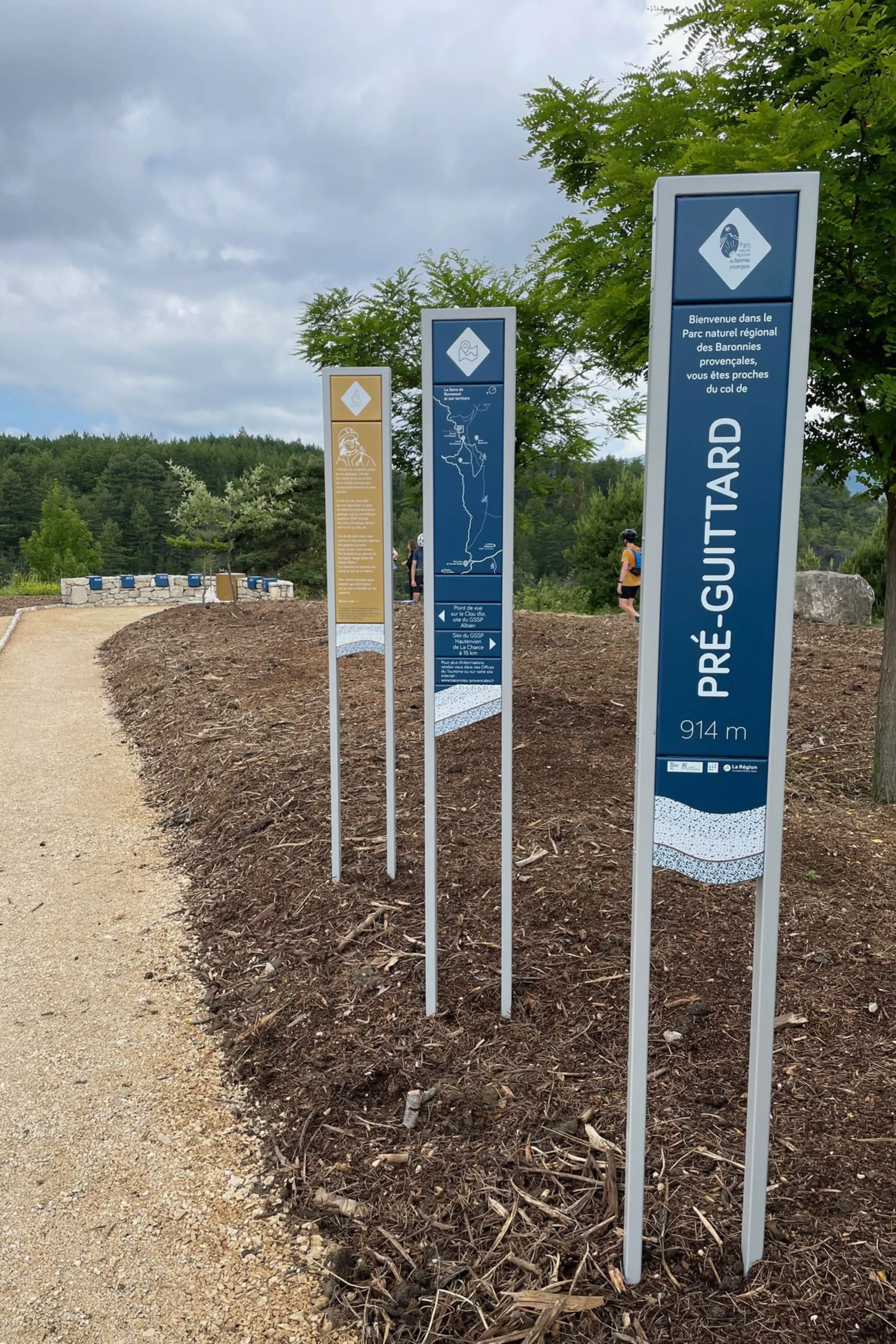 Totem recto-verso.webp